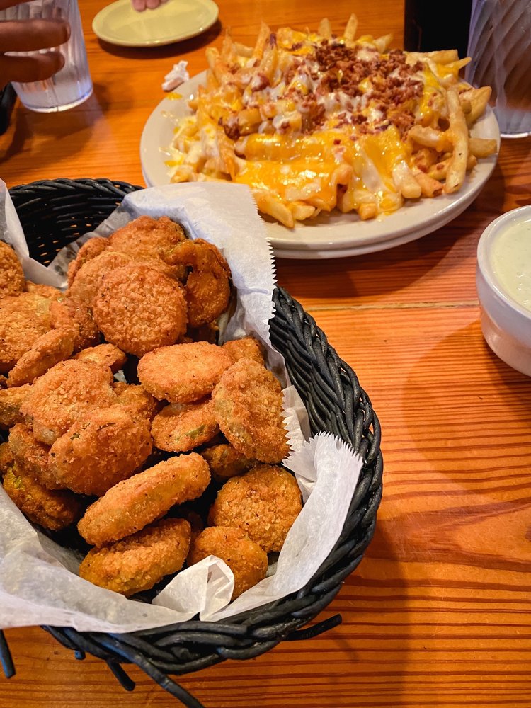 Neal's Dining Room Logo