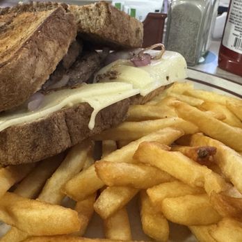 Anna’s Canyon Cafe - Patty melt and fries. - Breakfast & Brunch Near Me - Williams, Arizona