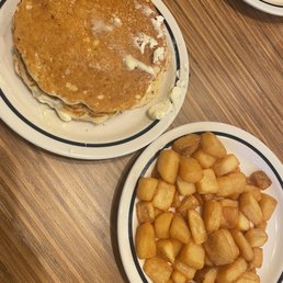 Short stack original pancakes & crispy breakfast potatoes