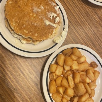 IHOP - Short stack original pancakes & crispy breakfast potatoes - Burgers Near Me - Danbury, Connecticut