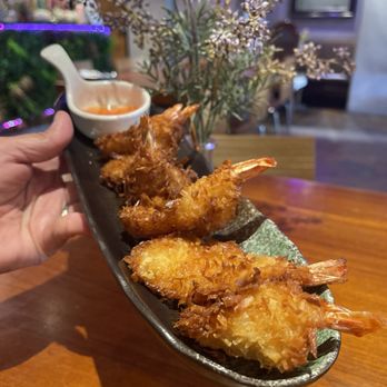 Pink Pepper - Thai Near Me - Los Angeles, California