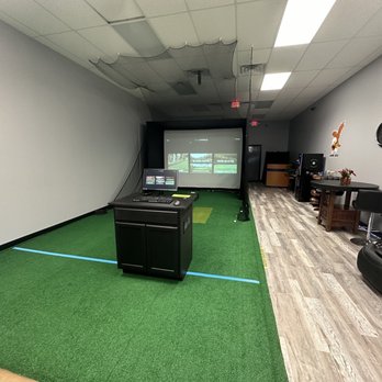 More Golf - Golf simulator and massage chair. - Golf Near Me - Fredericksburg, Virginia