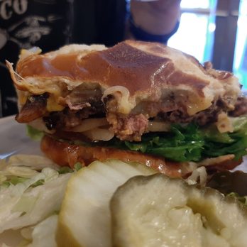 Joe K's - American Near Me - Alton, Illinois