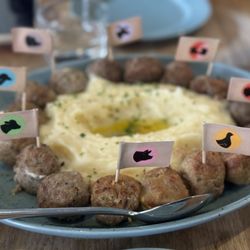 Meatballs - For the People - Lunch at ASRS w Patrick, Mo, and Melissa M. Stockholm, Sweden. 7:24