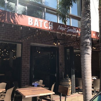 Batch Local Kitchen - Outside patio - Cocktail Bars Near Me - West Palm Beach, Florida