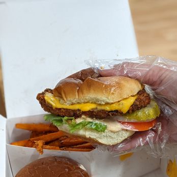 iniBurger - Crispy Chicken - Burgers Near Me - Fremont, California iniBurger - Crispy Chicken - Burgers Near Me - Fremont, California
