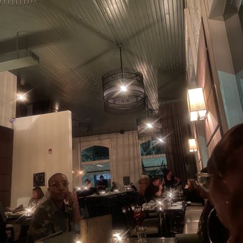 Local 11 Ten - Ambiance - New American Near Me - Savannah, Georgia