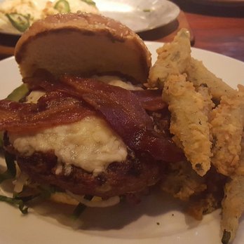 Marlow's Tavern - Tavern Burger - Gastropubs Near Me - Duluth, Georgia