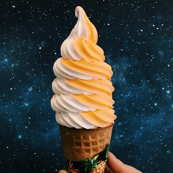 Ca Lem - Tahitian vanilla ice cream and orange sorbet soft serve - Ice Cream & Frozen Yogurt Near Me - Montreal, Quebec