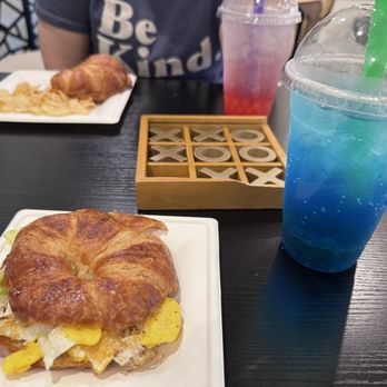 KarakChai Cafe - Blue raspberry boba spritzer and Egg & Cheese sandwich (I asked to add lettuce) - Coffee & Tea Near Me - Middleburg Heights, Ohio