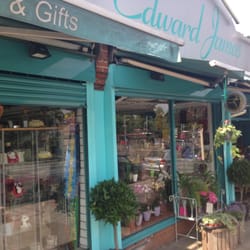 Doris Florist - Shop front