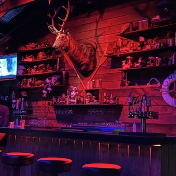 Slashers Axe Throwing & Ales - The bar. - Axe Throwing Near Me - Costa Mesa, California Slashers Axe Throwing & Ales - The bar. - Axe Throwing Near Me - Costa Mesa, California