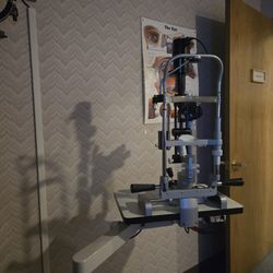 Donaldson Eye Care - Equipment