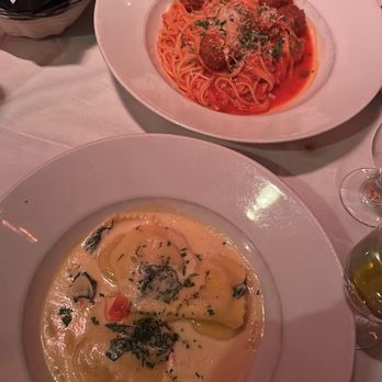 Ristorante Picolinos - Special ravioli, Spaghetti with Meatballs - Italian Near Me - Seattle, Washington Ristorante Picolinos - Special ravioli, Spaghetti with Meatballs - Italian Near Me - Seattle, Washington