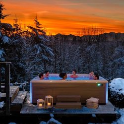 Hanson HotSpring Spas - Our Hot Tubs have been enjoying Colorado sunsets since 1979.