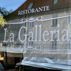 La Galleria - Window