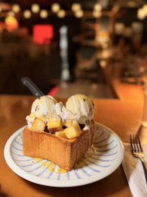 Kaimuki Shokudo by null