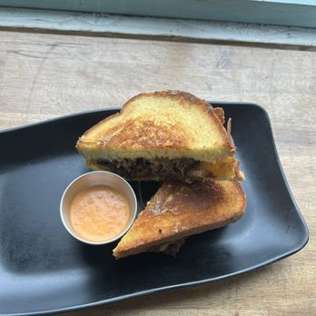 Seoulmates - Bulgogi Grilled Cheese Sandwich - Korean Near Me - Los Angeles, California Seoulmates - Bulgogi Grilled Cheese Sandwich - Korean Near Me - Los Angeles, California