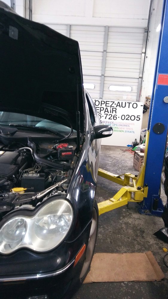 LOPEZ AUTO REPAIR Updated September 2024 10806 1st Ave S, Seattle