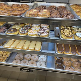 Rainbow’s Donuts - dooonnnuutttssss - Donuts Near Me - Las Vegas, Nevada