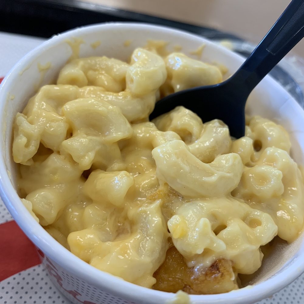 Chick-fil-A - Behold, my cup o' gold! The new mac n cheese is reeeeeally good. - Fast Food Near Me - Irvine, California Chick-fil-A - Behold, my cup o' gold! The new mac n cheese is reeeeeally good. - Fast Food Near Me - Irvine, California