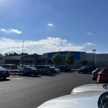 Walmart Supercenter - Outside - Department Stores Near Me - Walpole, Massachusetts