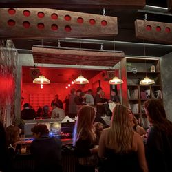 Kiku Room - Dj area