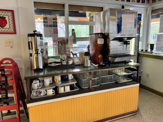 The Root Cafe by null