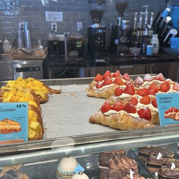 Croissante - Cafes Near Me - Santa Clara, California