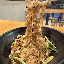 N1. Chong Qing Red Oil Noodle N1. Chong Qing Red Oil Noodle