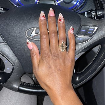 Magic Nails - I showed her a picture and she did exactly what I wanted - Nail Salons Near Me - Newport News, Virginia Magic Nails - I showed her a picture and she did exactly what I wanted - Nail Salons Near Me - Newport News, Virginia