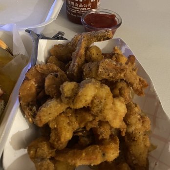 Sid Booker's Shrimp - Fried shrimp  be sure to order cocktail sauce because it does not come with it. - Seafood Near Me - Philadelphia, Pennsylvania