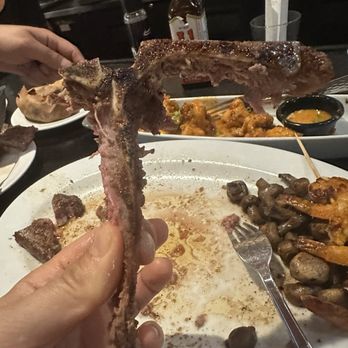 LongHorn Steakhouse - T bone - Steakhouses Near Me - Pembroke, Massachusetts