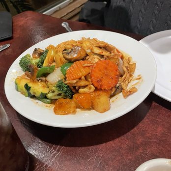 Thai Rod Dee - Cashew Chicken. Way too salty!! - Thai Near Me - Layton, Utah Thai Rod Dee - Cashew Chicken. Way too salty!! - Thai Near Me - Layton, Utah