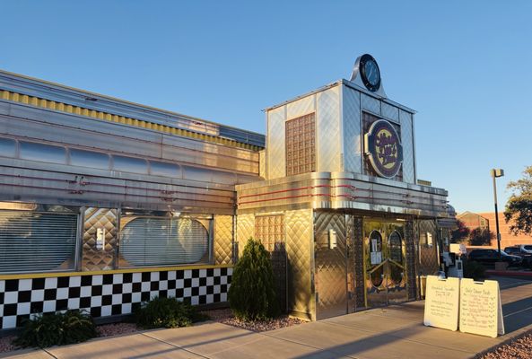 Nana Dee's Diner by null