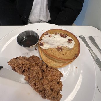 Ophelia’s - Sweet potato pancakes and fried chicken thigh - Cafes Near Me - Fort Wayne, Indiana Ophelia’s - Sweet potato pancakes and fried chicken thigh - Cafes Near Me - Fort Wayne, Indiana
