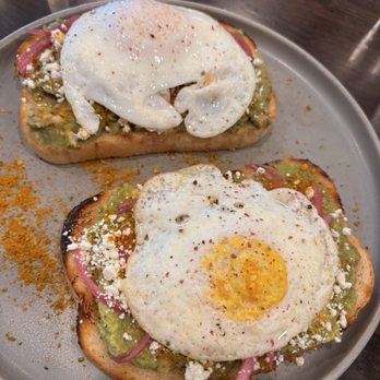 Harrington House - Oh, My Toast with over medium eggs - Beer, Wine & Spirits Near Me - Bakersfield, California