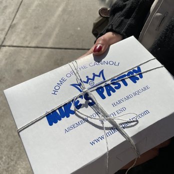 Mike's Pastry - Bakeries Near Me - Boston, Massachusetts
