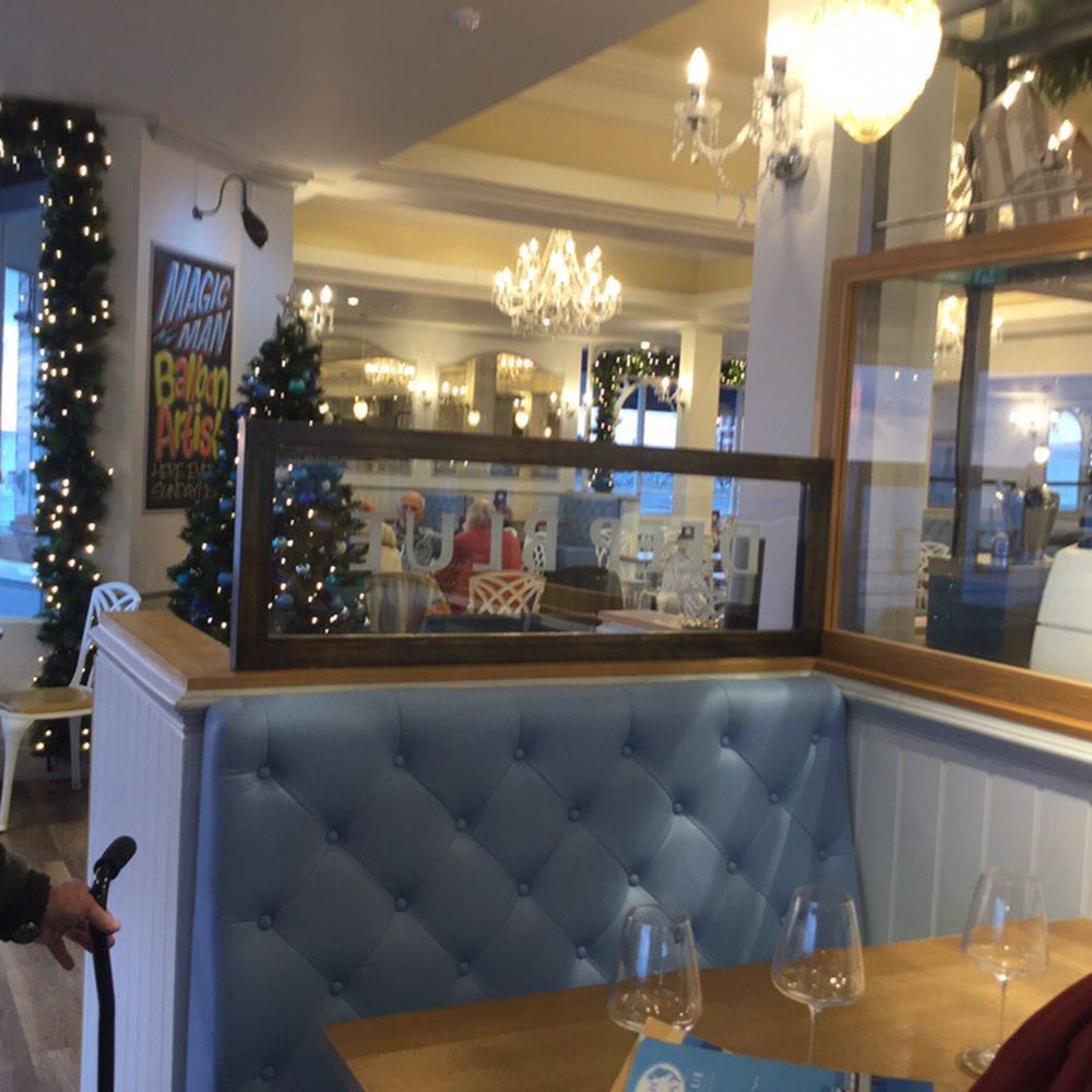Deep Blue - A booth inside Deep Blue. - Fish & Chips Near Me - Southsea, POR Deep Blue - A booth inside Deep Blue. - Fish & Chips Near Me - Southsea, POR