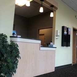 Des Peres Smiles