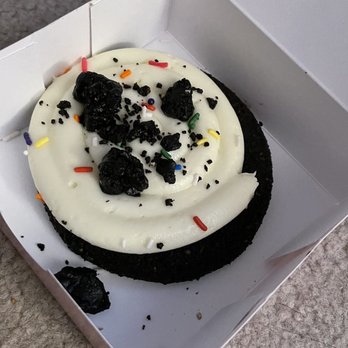 Crumbl - Beaverton - Oreo birthday cake - Bakeries Near Me - Beaverton, Oregon Crumbl - Beaverton - Oreo birthday cake - Bakeries Near Me - Beaverton, Oregon