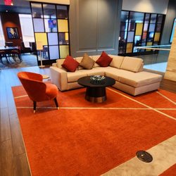 Gallerie Bar & Bistro - Second Floor Lobby