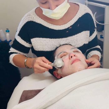 Cleia Skin Lounge - Acne Treatment Near Me - Sacramento, California