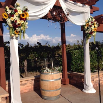 Wiens Cellars - Wine Tasting Room Near Me - Temecula, California