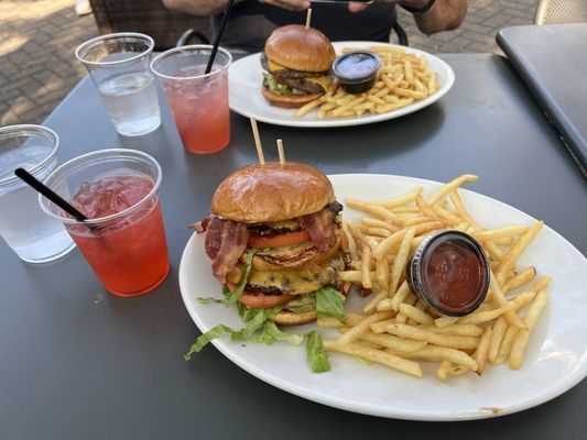 Vines On Clark by null