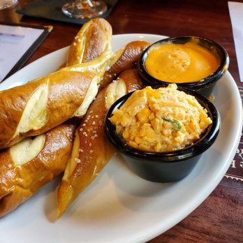 The Pub - Orlando - Beer Cheese - British Near Me - Orlando, Florida