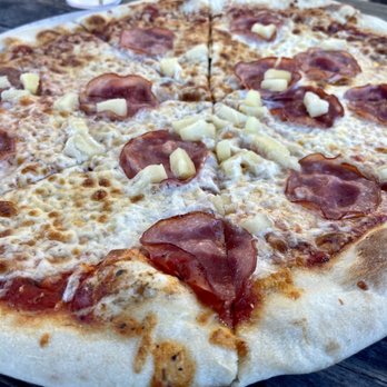 Neighbor's Kitchen & Yard - The Hawaiian - Pizza Near Me - Bastrop, Texas Neighbor's Kitchen & Yard - The Hawaiian - Pizza Near Me - Bastrop, Texas