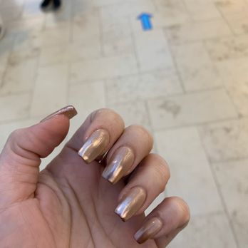 Boston's Nails & Spa - Ombré rose gold chrome on dip - Waxing Near Me - Boston, Massachusetts Boston's Nails & Spa - Ombré rose gold chrome on dip - Waxing Near Me - Boston, Massachusetts