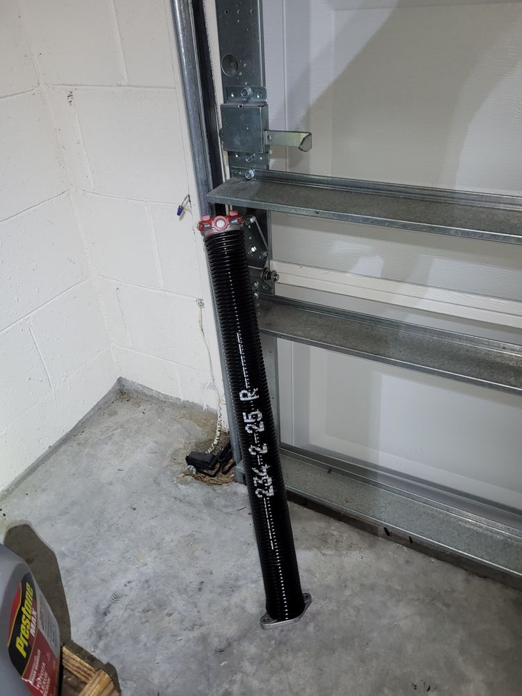 DDM Garage Doors - Garage Door Contractor in West Chicago, IL