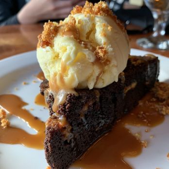 21 Steps Kitchen & Bar - Belgium chocolate brownie - Steakhouses Near Me - Whistler, British Columbia